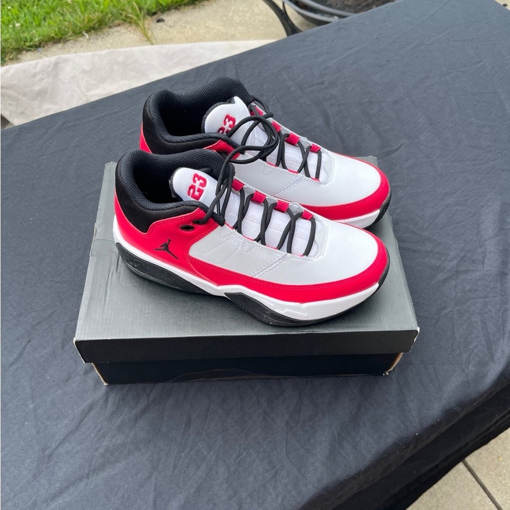 Jordan 3 max aura
